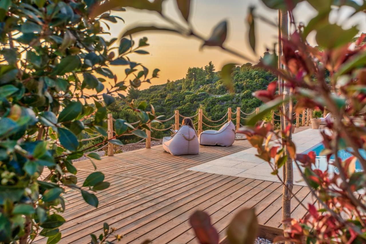 Eunoia Porto Katsiki * Agios Nikolaos Niras