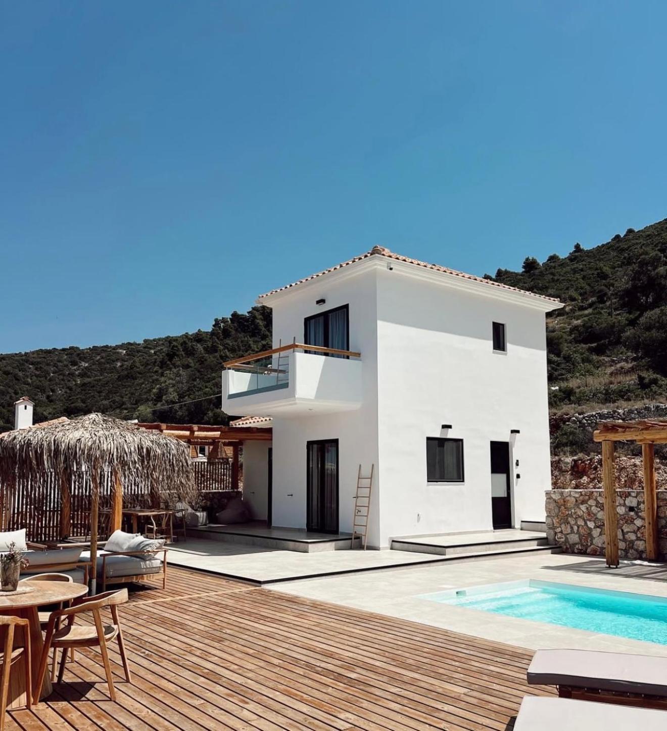 Eunoia Porto Katsiki Aparthotel